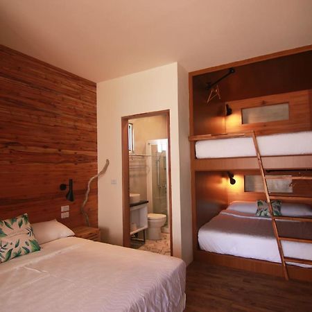 Slow Island Hostel Isla Verde Exterior foto